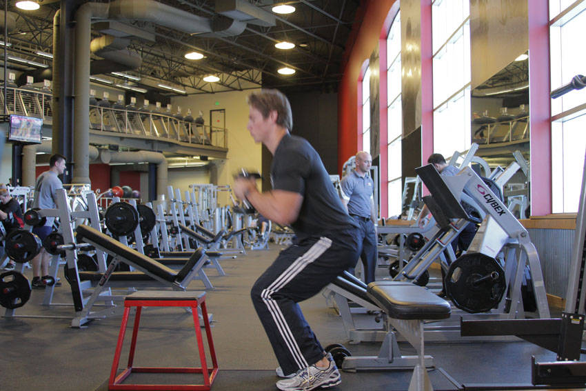 Dumbbell Seated Box Jump variant 2