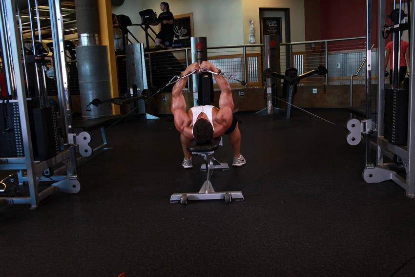 Flat Bench Cable Flyes variant 2