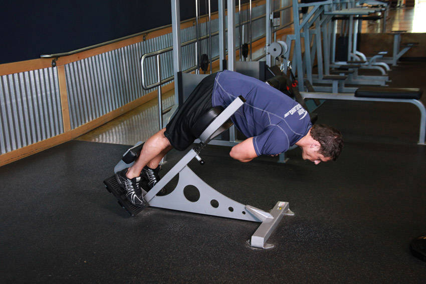 Hyperextensions (Back Extensions) variant 2