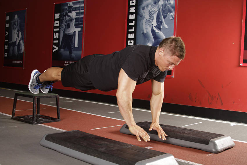 Incline Push-Up Depth Jump variant 2