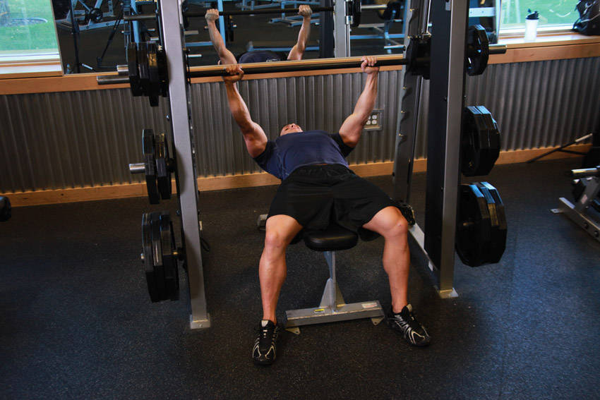 Smith Machine Bench Press variant 2