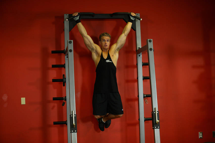 Wide-Grip Rear Pull-Up variant 2