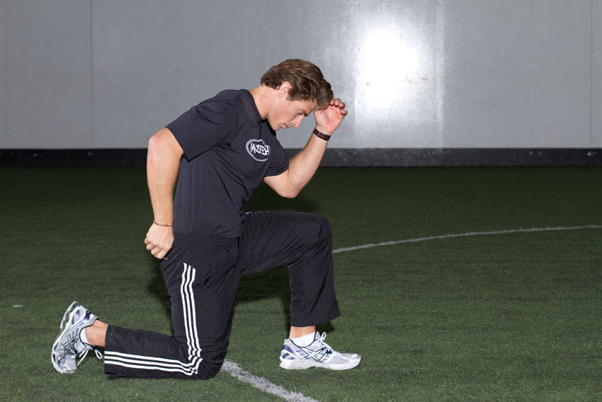 Kneeling Arm Drill variant 2