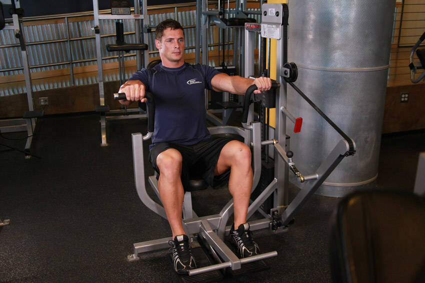 Machine Bench Press variant 2